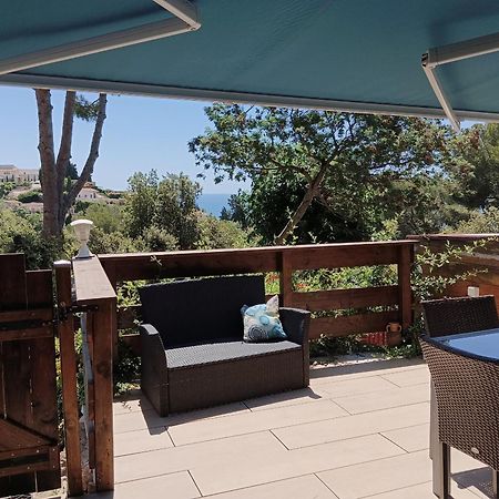 Petite Maison Au Calme - Piscine En Copropriete, Terrasse, Mer, Clim Валлоріс Екстер'єр фото