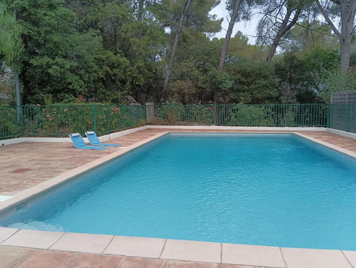 Petite Maison Au Calme - Piscine En Copropriete, Terrasse, Mer, Clim Валлоріс Екстер'єр фото