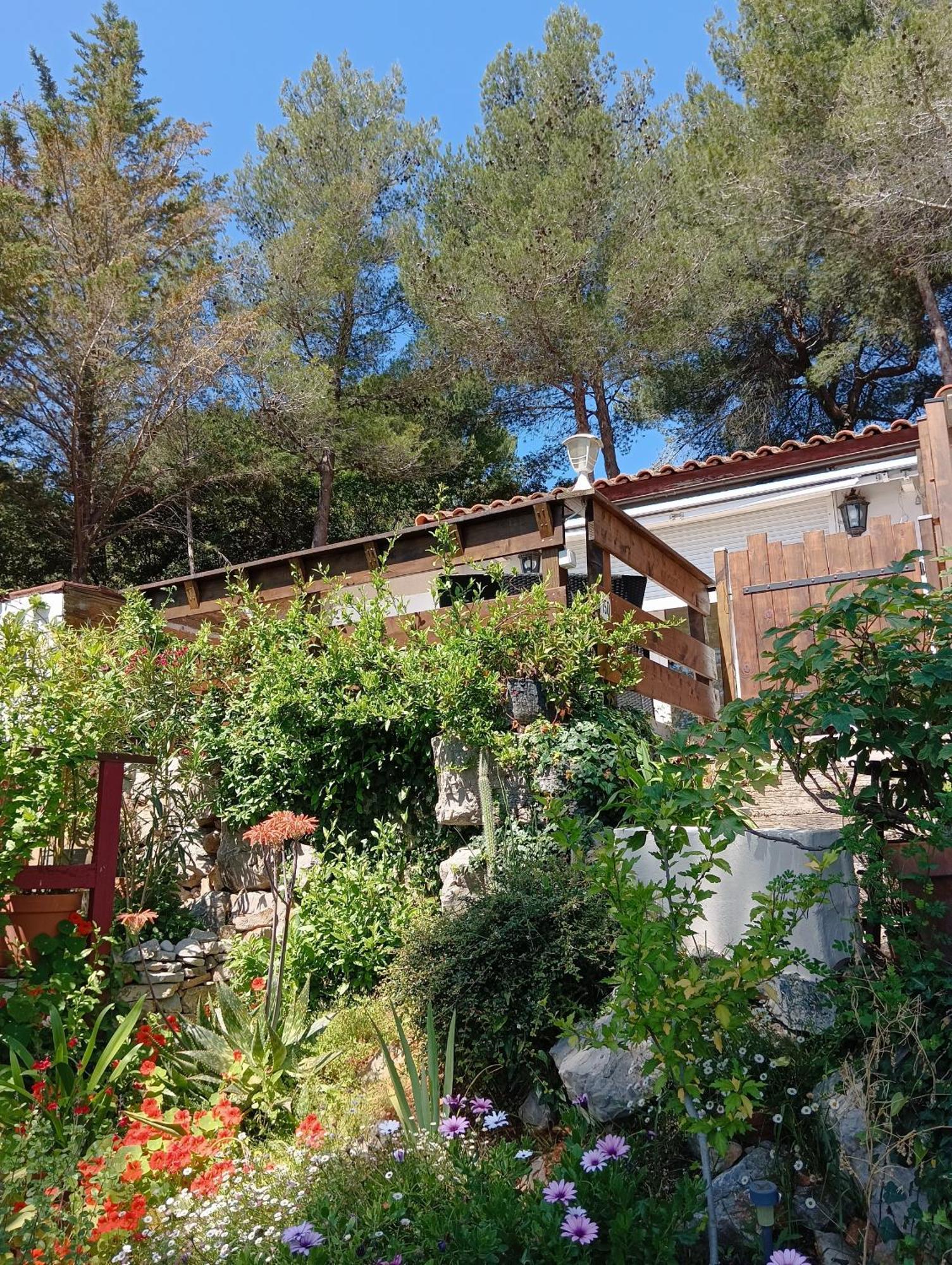 Petite Maison Au Calme - Piscine En Copropriete, Terrasse, Mer, Clim Валлоріс Екстер'єр фото